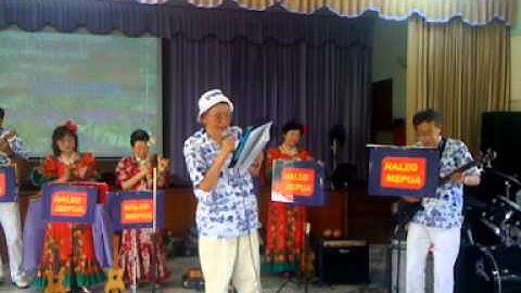 Naleo Mepua sing for Students of Pattaya Redemptorist School for the Blind#1