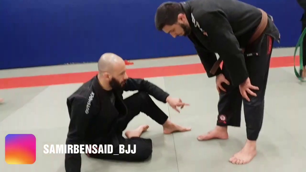 JJB #186 DEEP HALF GUARD TECHNIQUE JIU-JITSU BRÉSILIEN - YouTube
