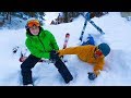 Самое НЕЛЕПОЕ падение... Я влип! We teach dad to ski!