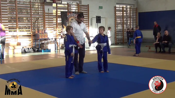 Young Dragons U10 Gi 33 kg Surowiec O vs Surowiec D