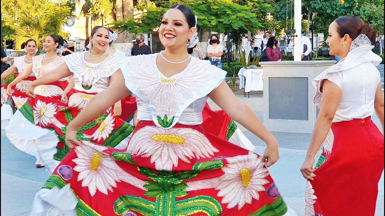 Flor de Pitahaya y La Cuera Baja California Sur Ballet Folklórico Institut Tecnológico de La Flor de Pitahaya y La Cuera Baja California Sur Ballet Folklórico Institut Tecnológico de La