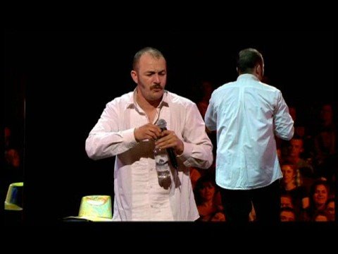 Aussie comedian Brendon Burns vs. heckler