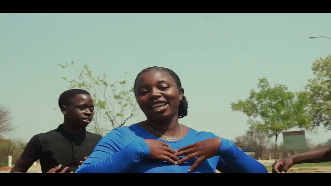 PIZZY & TINA MONALISA HELOY OFFICIAL VIDEO 
