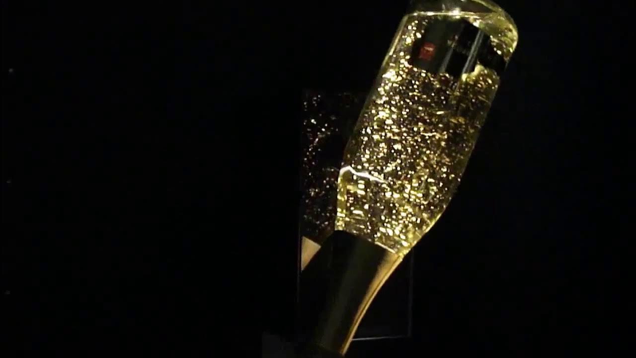 Златно шампанско Österreich Gold. Шампанско със златни частици - YouTube