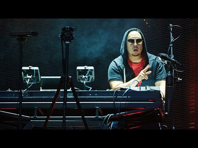 Joseph Joe Hahn: The Best DJ Solos | Linkin Park class=