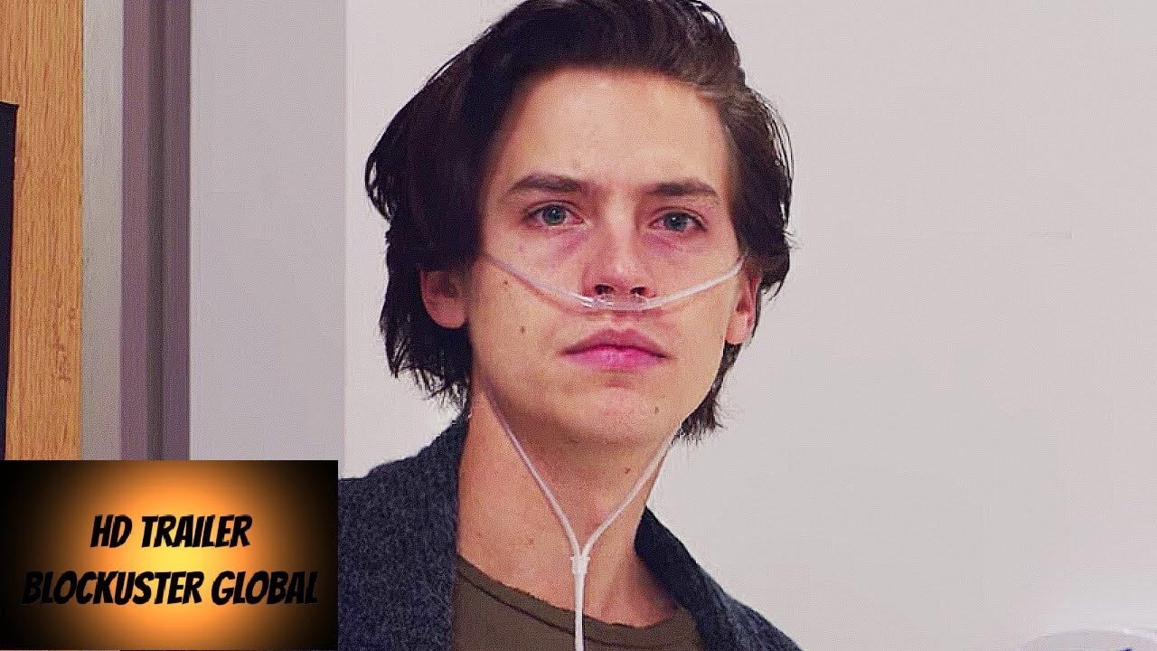 Cole Sprouse A Un Metro Da Te