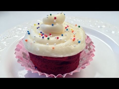 red-velvet-mug-cake-for-valentine's-day---microwave-cake-recipe---no-flour---no-oil