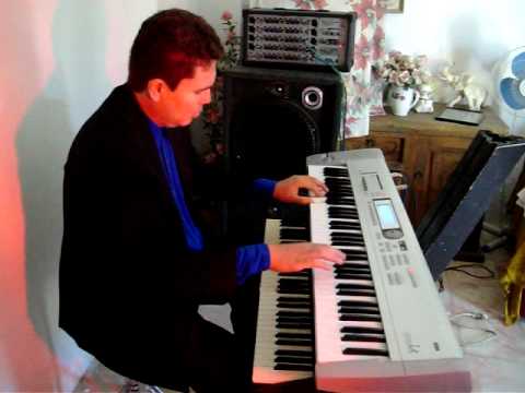 Tecladista-Pianista Musica para casinos restaurantes hoteles. en Puerto Vallarta:Guadalajara