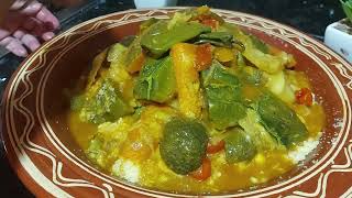 couscous marocain |بداز من المطبخ المغربي العريق بالدجاج والخضر?دخلوا باش تعرفوا كيفاش