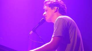 Charlie Puth -  Sober (Selena Gomez cover) live in Amsterdam (17-5-2016)