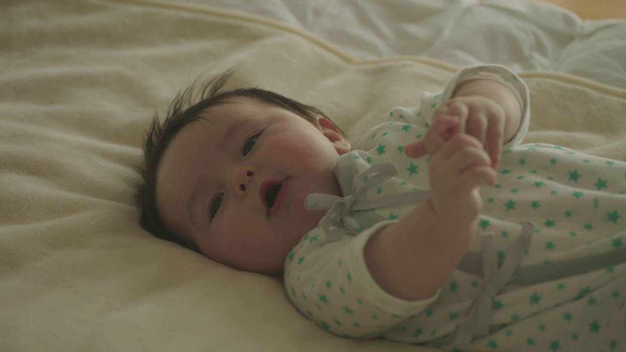 かわいい赤ちゃん動画 ママから未来のキミへ キミの夢 早くママに聞かせてください Youtube