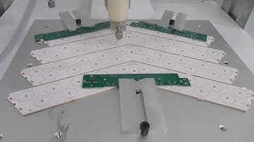 Dispense Epoxy Resin Glue on PCB,Robot glue dispensing machine