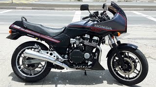 7 Galo: conheça as versões da Honda CBX 750F