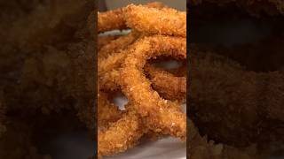 Crispy Onion Rings 🔥 #onionrings #onionringrecipe #crispy #appetizer #cooking #short