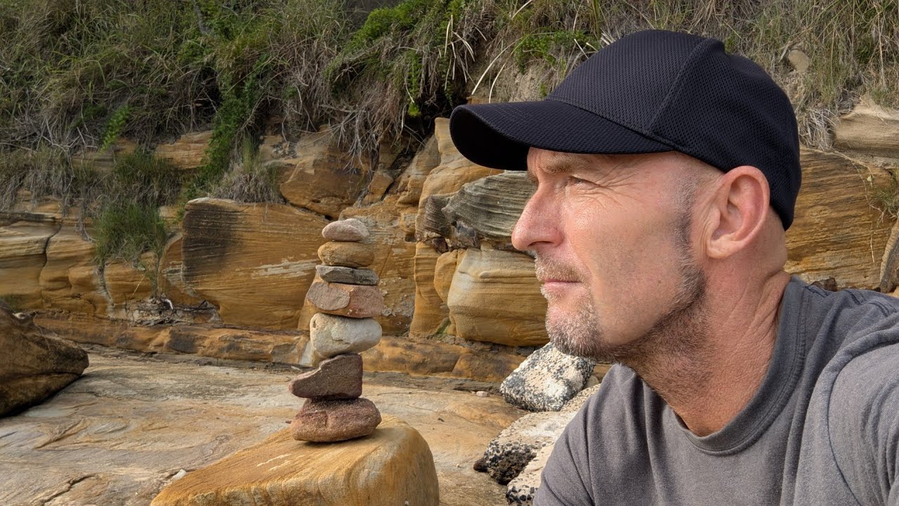 The Stone Stacking GURU Chilling Out on Australia's Central Coast