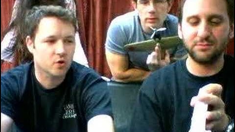 The Daily Vlog, 08/31/07: Flash Game Book