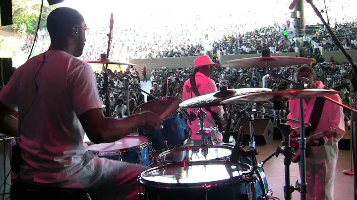 Eric EQ Young & Brian Collier LIVE with CONFUNKSHU...