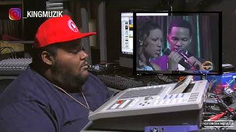 Atlanta Music Producer Samples Jamie Foxx TV Show on the Akai MPC 3000 + MPC Key 61