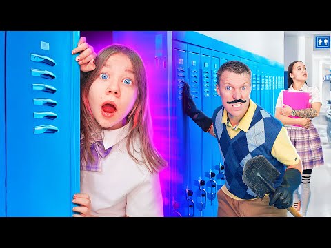 I built a secret room to hide in school! How to get the Scary Teacher!