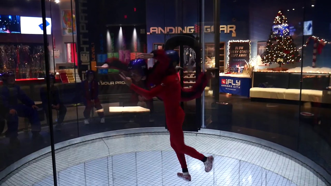 Indoor Skydiving w/ Iky&Lars
