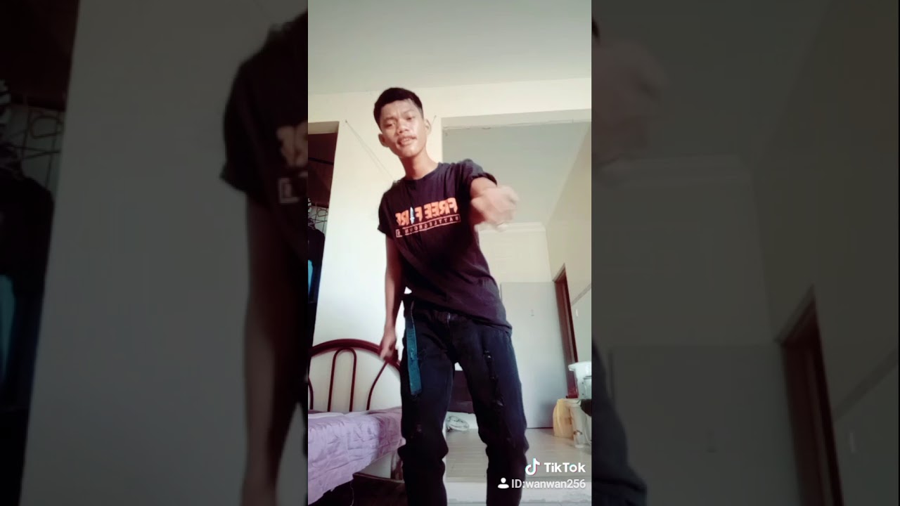 спарта sj body tik tok. Gay tik tok. Tik tok guys. Tik tok guys. Tik tok guy.