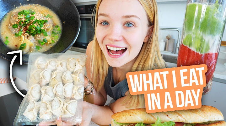 What I eat in a day + Food Haul (aka my absolute favorite video)