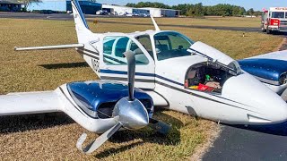 Beech Baron destroyed after landing gear retracts during takeoff roll