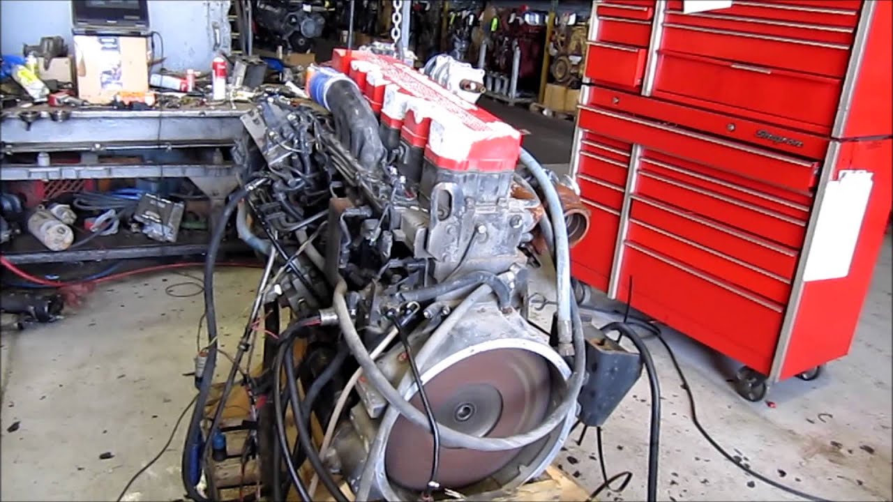 2002 Cummins ISL Non EGR Diesel Engine Running