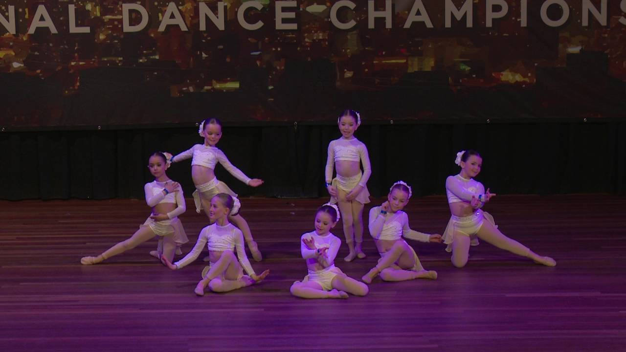 TDC Mini Elite B - Lyrical Troupe - 6 & Under - Love Me