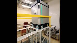 Cube storage mobile robot