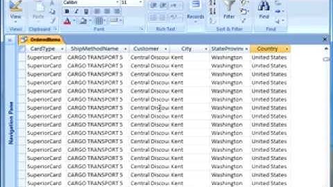 Using Pivot Tables to View Data in Access 2007