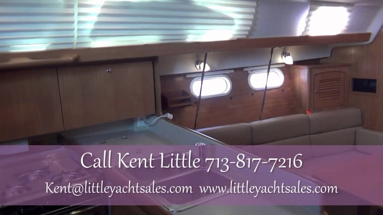 ⁣SOLD!!! 2004 Catalina 387 