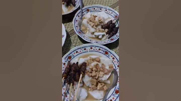 KULINER JOGJA -Sate Kere Kupat Sayur Mbah Mardi (Godean, Jogja)