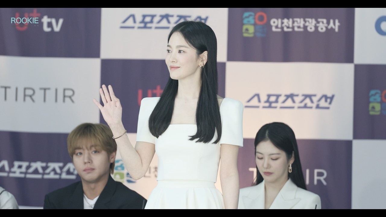 [4K] ‘우아하고 귀엽고 다하는’ 송혜교(Song Hye Kyo) 청룡시리즈어워즈 핸드프린팅 행사 직캠