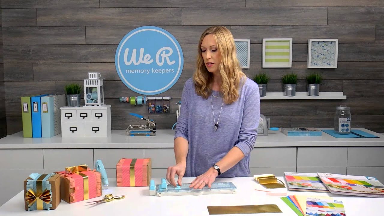 Fringe & Scoreboard Gift Box Wrap and Bow