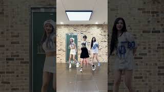 Bubble Bubble Bubble🫧 같이 소중한 #STAYC #수민 #아이사 님과 함께한#BOOM_Challenge #로켓펀치