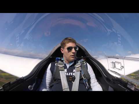 Glider aerobatics with