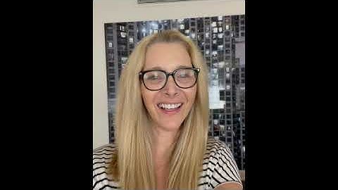 Friends: Το viral video της Courteney Cox με τον Elton John και τον Ed Sheeran για την Lisa Kudrow