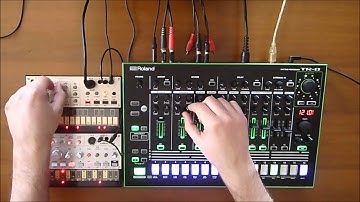 Roland TR-8, Korg volca keys & bass live