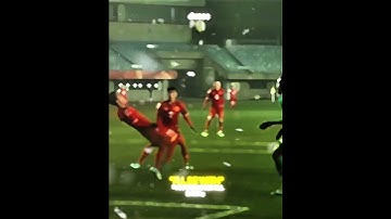 Phan Văn Đức xe đạp chổng ngược🔥