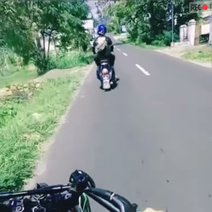 Salam mesin kanan story WA