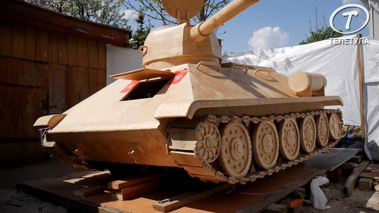 Новороссиец собрал коллекцию из 700 моделей танков