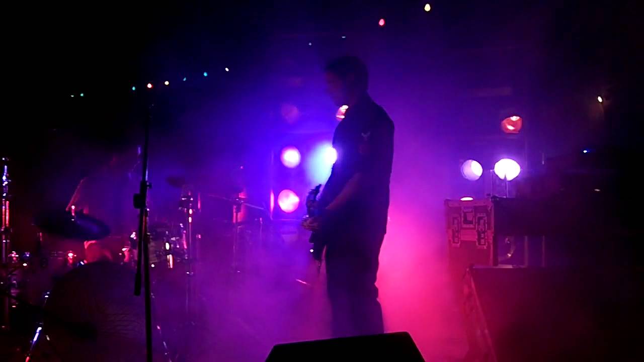 Ledaswan - Bullet the Blue Sky ('80s cover set)