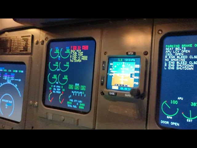 EDV CRJ-900 Pilot Monitoring Preflight Procedure class=