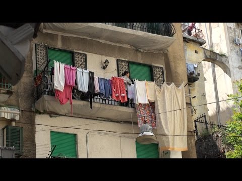Wideo: Zakupy W Neapolu