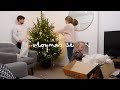 DECORATING OUR TREE | VLOGMAS