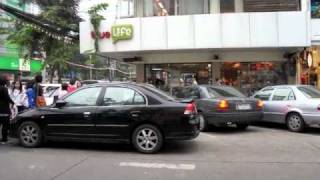 Street parking (Thai style)