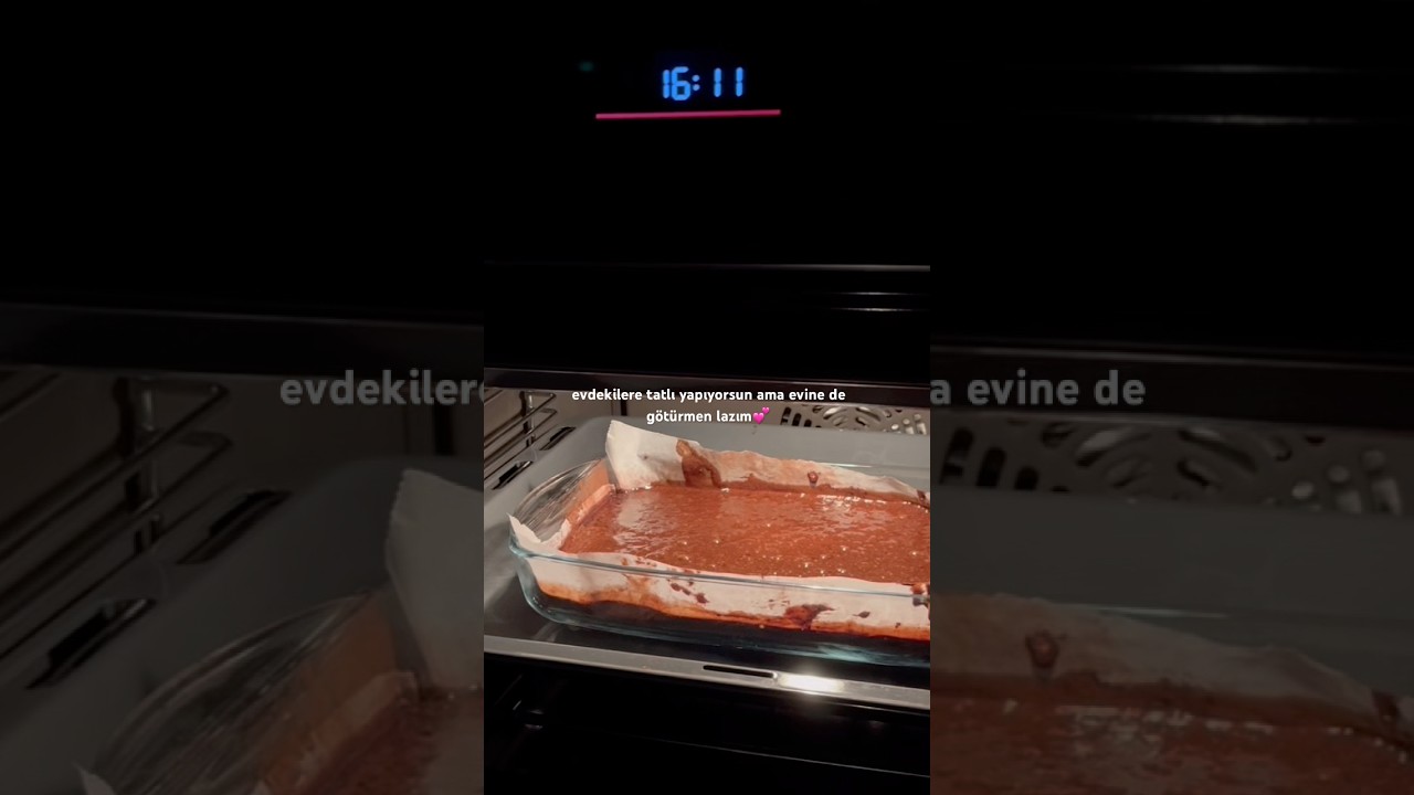 Sevdiklerinize gönderin☺️💕 #keşfet #food #brownie #cooking #tatlı #tatlıtarifleri #tarif #öğrenci Sevdiklerinize gönderin☺️💕 #keşfet #food #brownie #cooking #tatlı #tatlıtarifleri #tarif #öğrenci