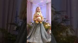 Всех с новым годом!!!!🐯 А я в этом новом году буду Золушкой💫🎅🎁🎄👸🏼😘