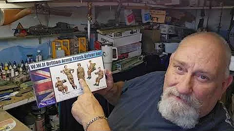 Gecko models 1/35 British Army Truck Driver set.